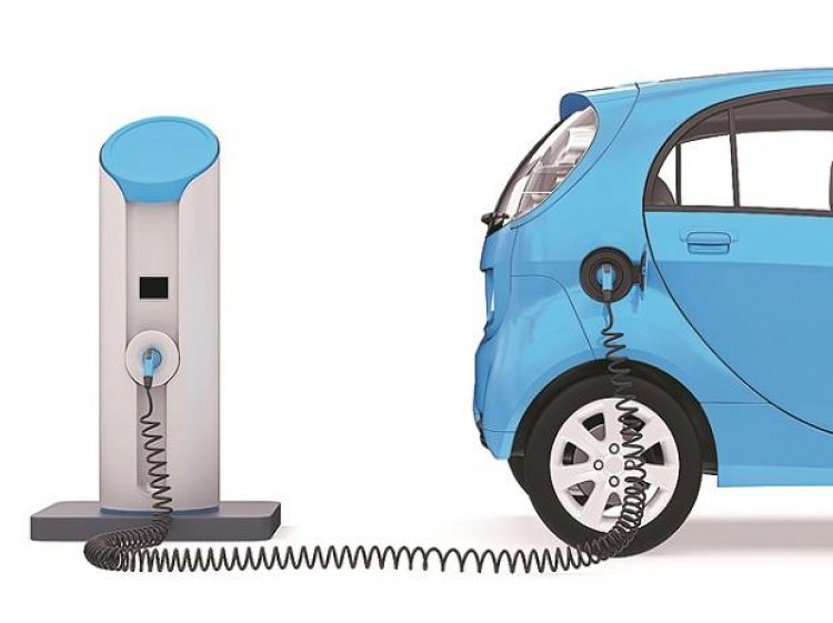 Delhi government floats tender to set up 100 EV charging stations