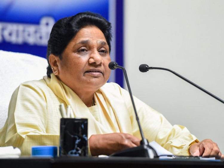 Mayawati hits out at UP govt over law & order