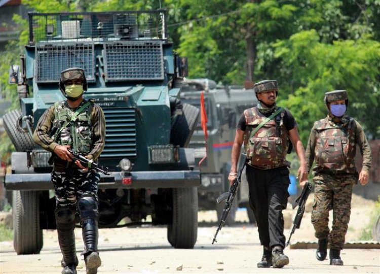 Three militants, policeman killed in encounters in Kashmir's Budgam