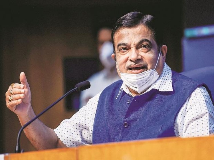 Electric vehicles should be made mandatory for all govt officials: Gadkari