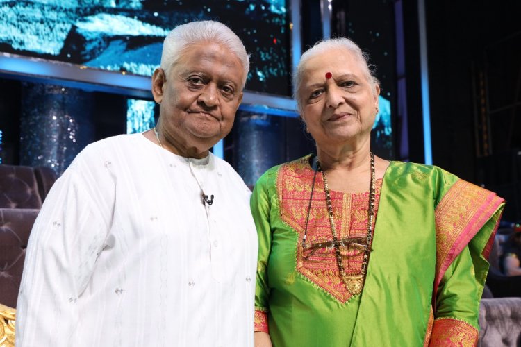 "Kishore Kumar and Anand Bakshi came together for the first time for the song Kya tarif karun uss khuda ki jinhone inhe banaya hai", says Pyarelalji on the sets of Indian Idol Season 12 
