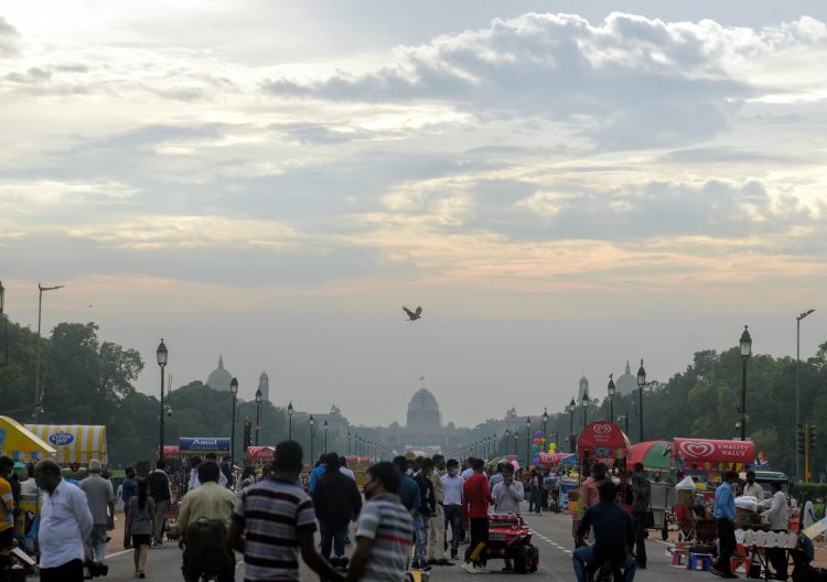 Warm morning recorded in Delhi as mercury settles at 15.2 degrees Celsius