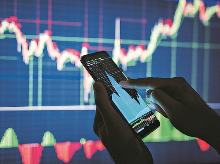 Benchmarks build on gains amid F&O expiry; Reliance Industries leads charge
