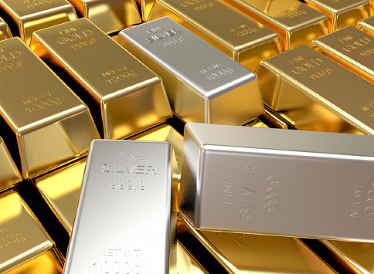 Gold declines by Rs 49; silver tumbles Rs 331