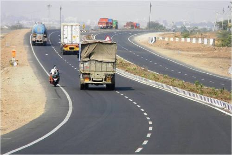 Hyderabad headquartered IJM India Infrastructure Limited (IJMII) sets a record of laying 25.54 lane kilometres in 17:45 hours