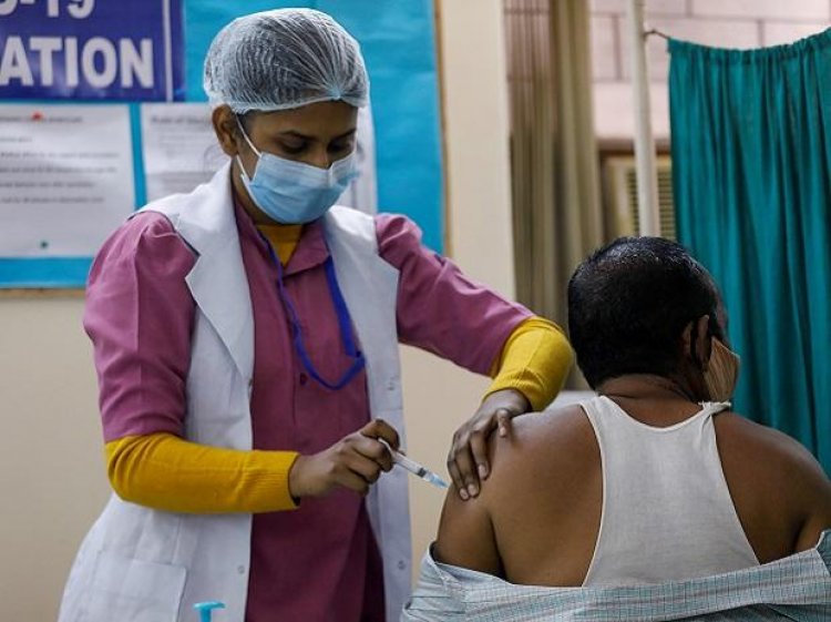 Centre allows all private hospitals to administer Covid-19 vaccine