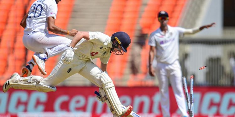 India remove dangerous Stokes, England 144 for 5 at tea