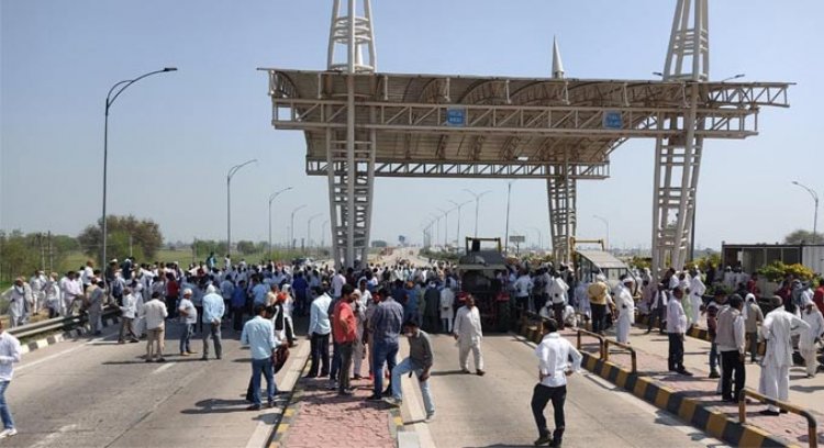 Farmers' protest enters 100th day; Western Peripheral Expressway blocked for five hours