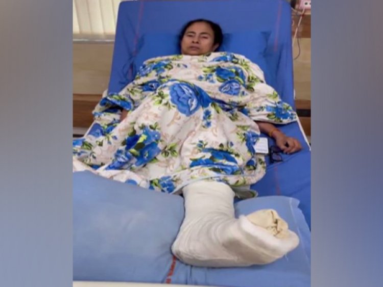 Refrain from causing inconvenience to anybody: Injured Mamata Banerjee to supporters from hospital