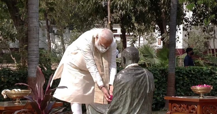 PM Modi pays floral tribute to Mahatma Gandhi at Sabarmati Ashram