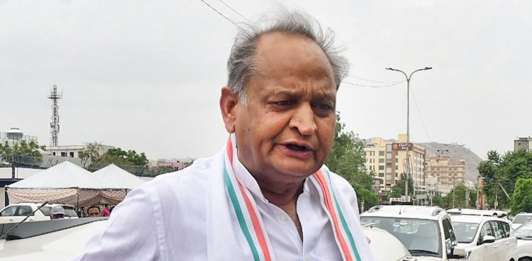 Gehlot hopes PM would take a decision on farm laws