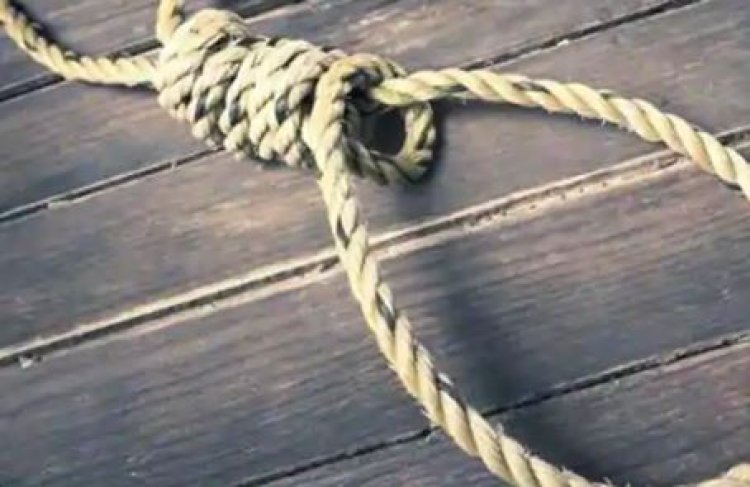 Two men commit suicide in Noida