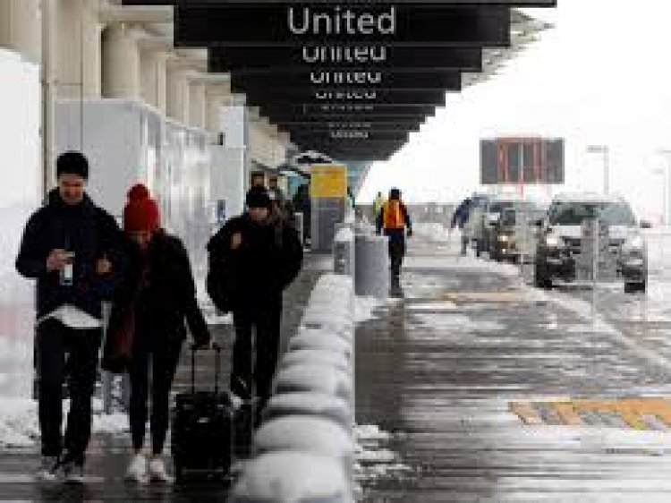 2,000 flights cancelled in Denver as heavy snowstorm arrives