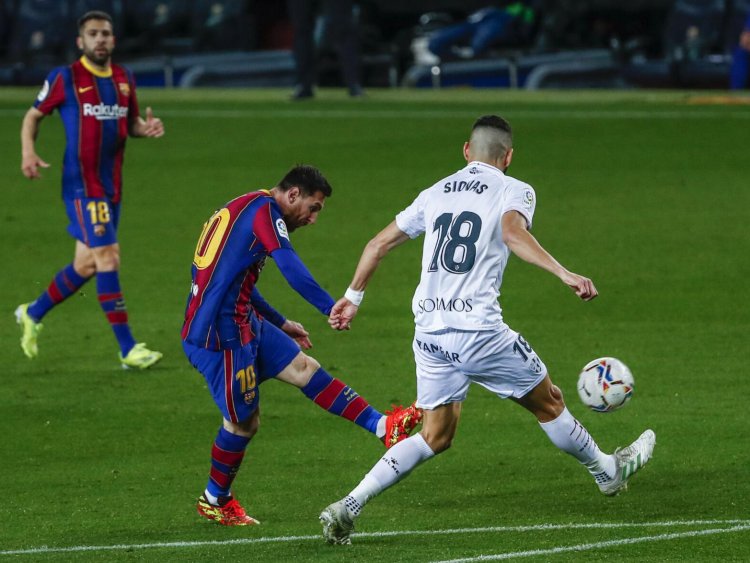 Messi ties Xavi's record as Barcelona cuts Atl tico's lead