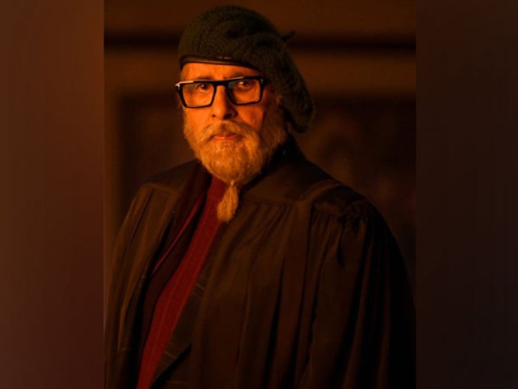 After 'Pink' and 'Badla', Big B portrays role of a powerful lawyer in 'Chehre'