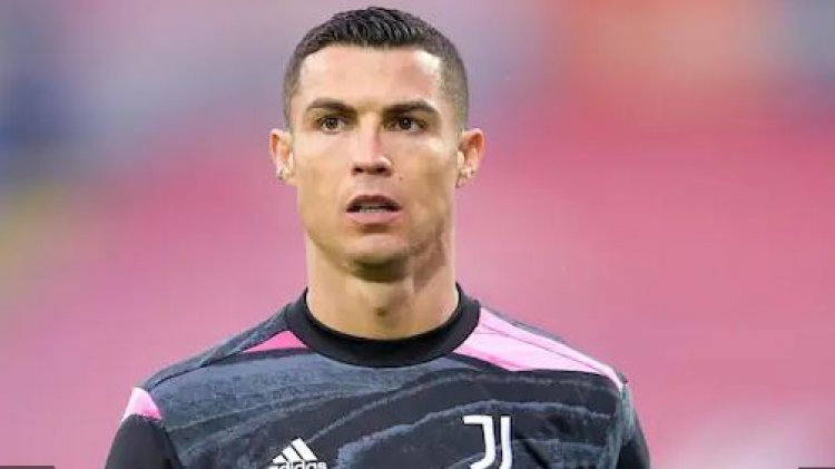 Ronaldo named Serie A player of the year again