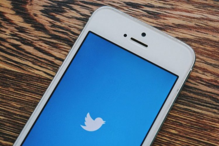 New feature of Twitter will let users play Youtube videos within the app