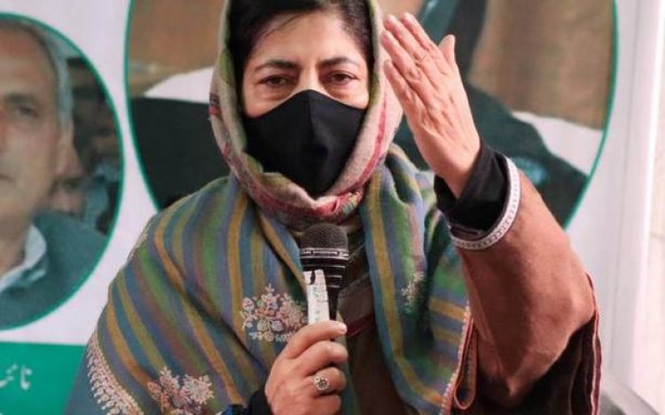 Govt trying to dismantle PDP: Mehbooba Mufti