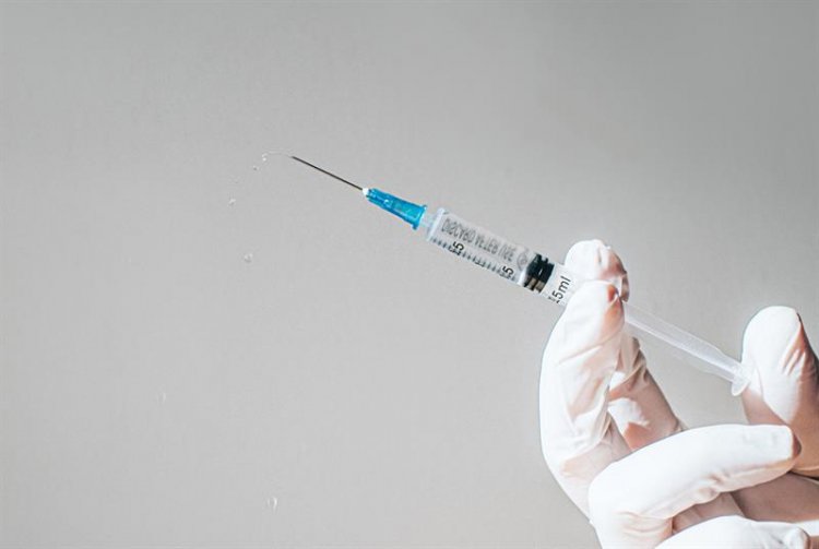 COVID-19 vaccination to take place on all days of April, including holidays