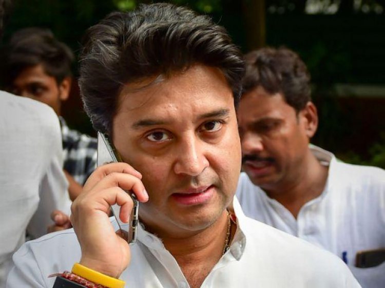 WB polls: Jyotiraditya Scindia in BJP's star campaigners list for Phase 4