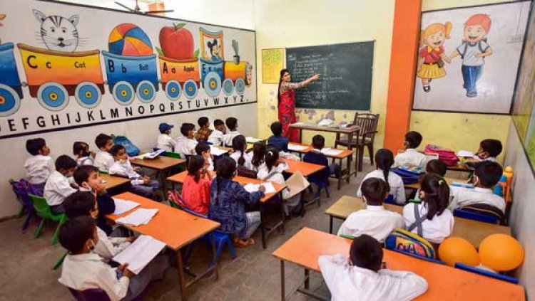 Uttar Pradesh: Schools up to class 8 to stay shut till 11 April amid Covid surge