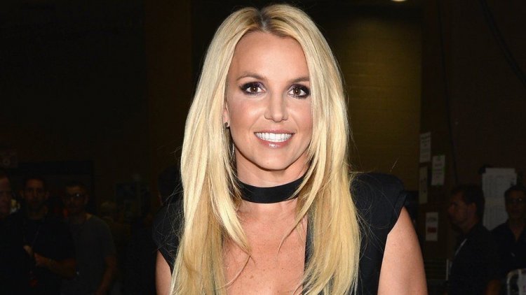 Britney Spears sets the record straight on rumor's around social media captions