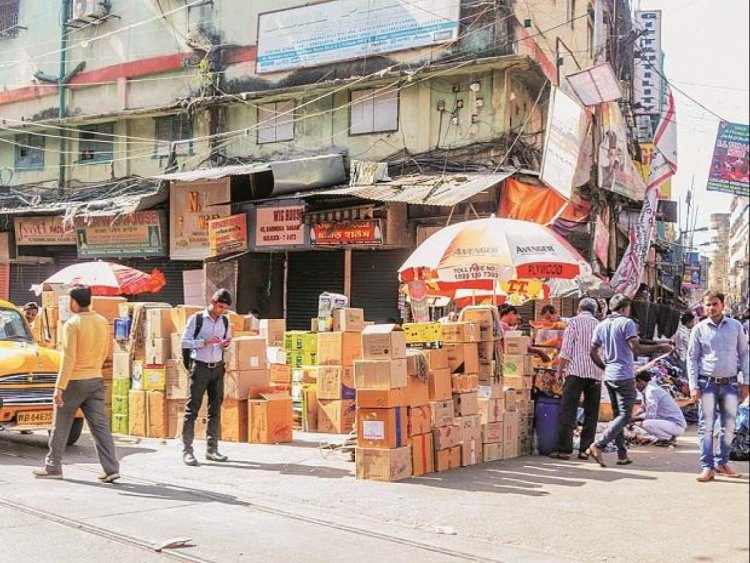 Maha: Traders threaten to protest against COVID-19 curbs