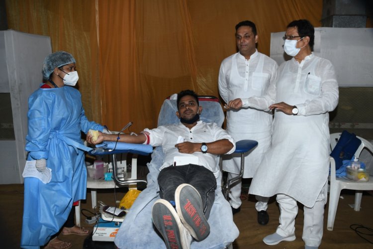 BLOOD DONATION CAMP! Amid rising cases of coronavirus across India