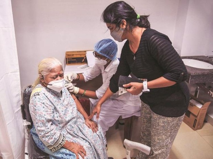 Maha may face 3rd Covid-19 wave if vaccination slows, say experts