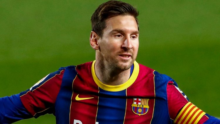 Messi backs social media boycott by English soccer