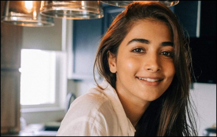 Pooja Hegde recovers from COVID-19