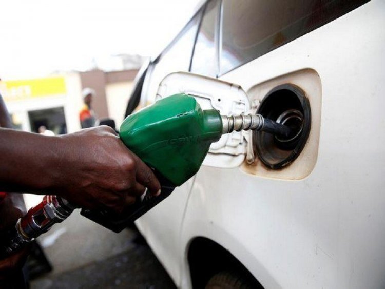 Petrol price continue to soar above Rs 100 in Madhya Pradesh, Rajasthan