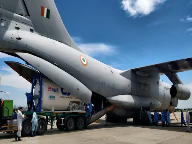 IAF swiftly moved 11K oxygen concentrators, 2950 ventilators received from abroad within country to fight COVID-19