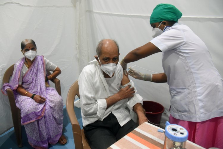 Govt issues guidelines on vaccinating elderly, differently-abled near home