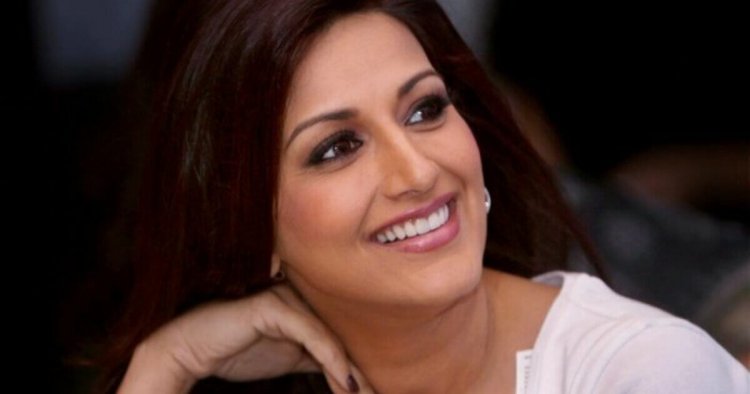 Sonali Bendre shares lessons from her battle with cancer