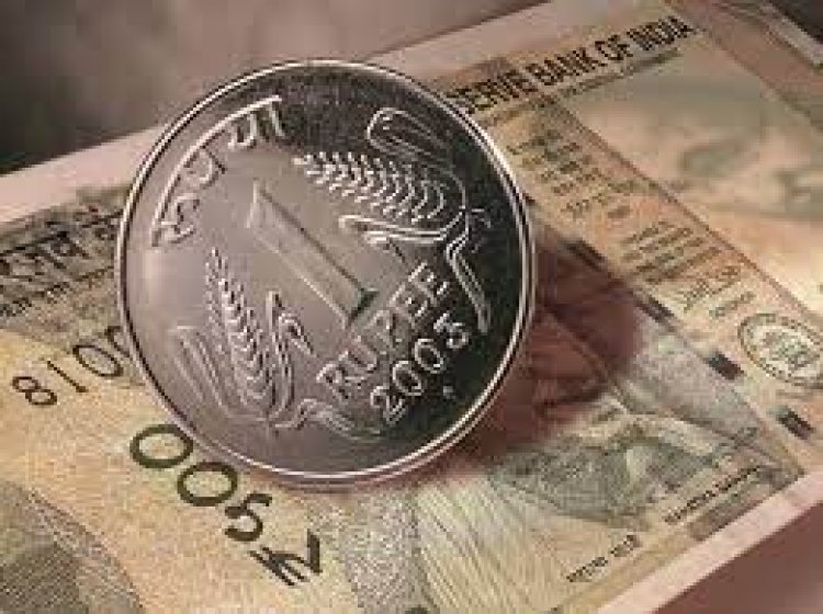 Rupee tumbles 20 paise to 74.77 against US dollar in early trade