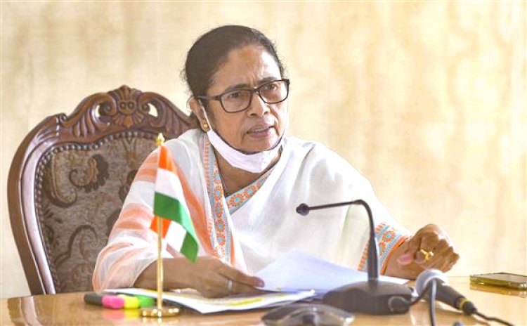 Modi govt wants "surveillance state", says Mamata, calls for oppn unity