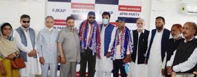 Former Poonch MLA Shah Mohammad Tantray joins Apni Party