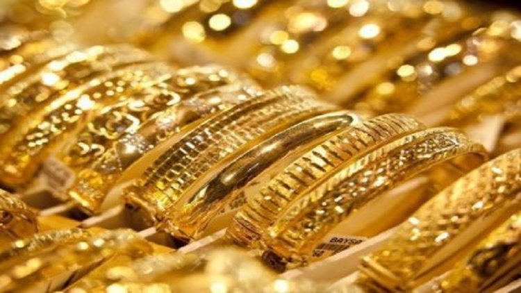 Gold gains Rs 123; silver zooms Rs 766