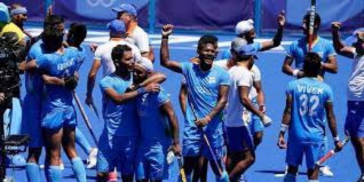 TN hails Team India for winning Olympic hockey medal