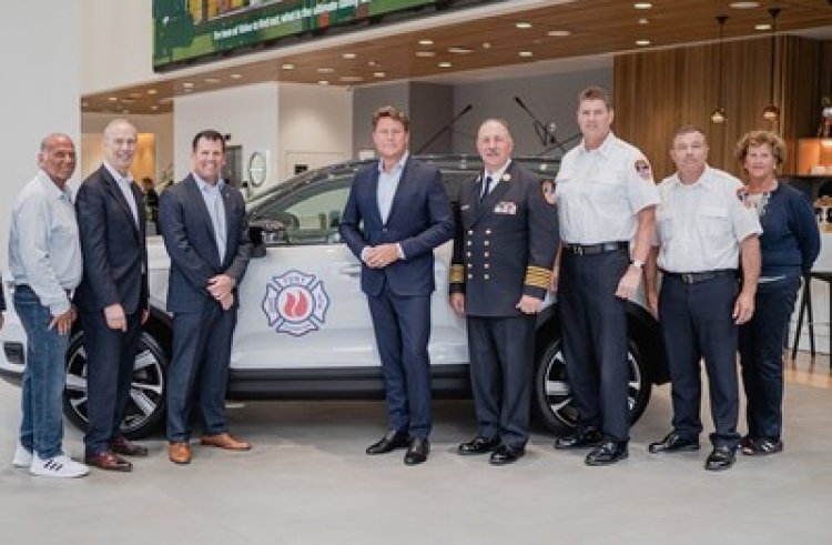 FDNY Receives All-Electric Volvo For 'Jaws Of Life' First Responder Training At Manhattan Dealership