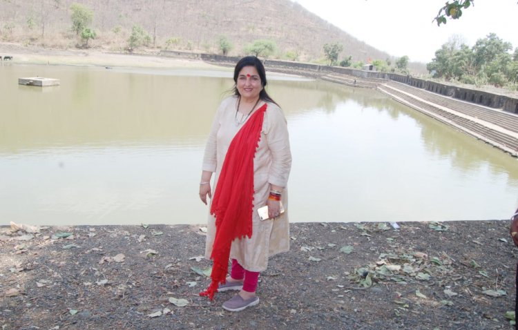 Padma Shri Dr. Anuradha Paudwal's heartwarming act of water conservation