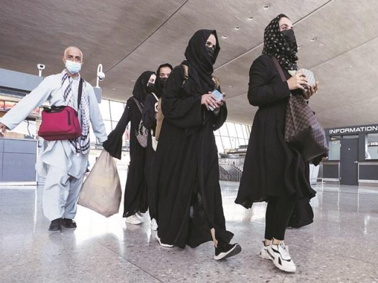 Taliban takeover: All Afghans must travel to India on e-visa, says govt
