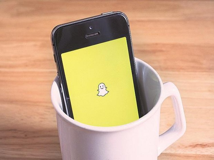 Snapchat launches portal to encourage users toward political campaigns