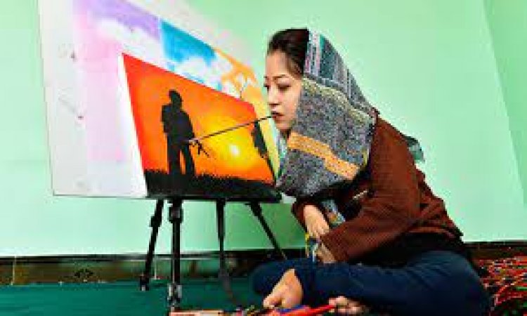 Disabled Afghan Artist Paints Without Arms or Legs; Seeks to Rebuild Online School closed by Taliban