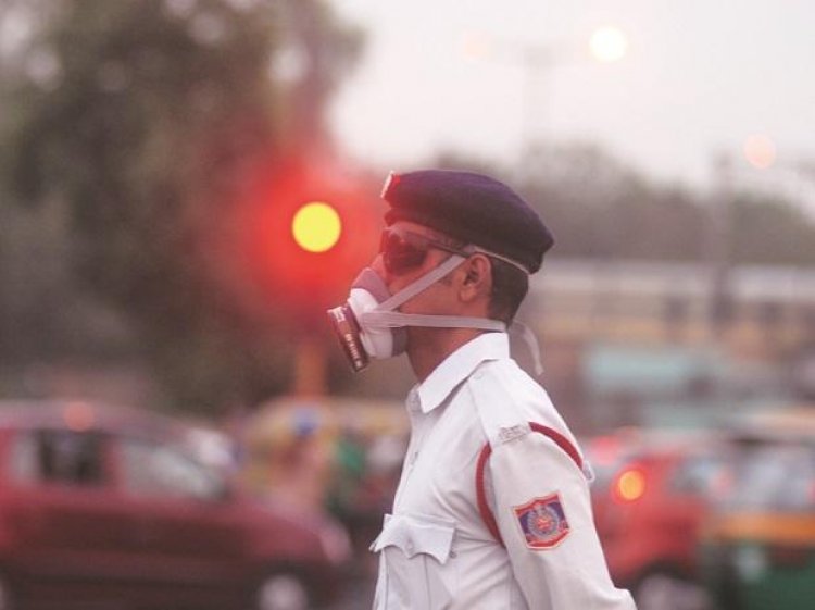 Delhi's air quality in 'moderate' category, may improve in next 2 days