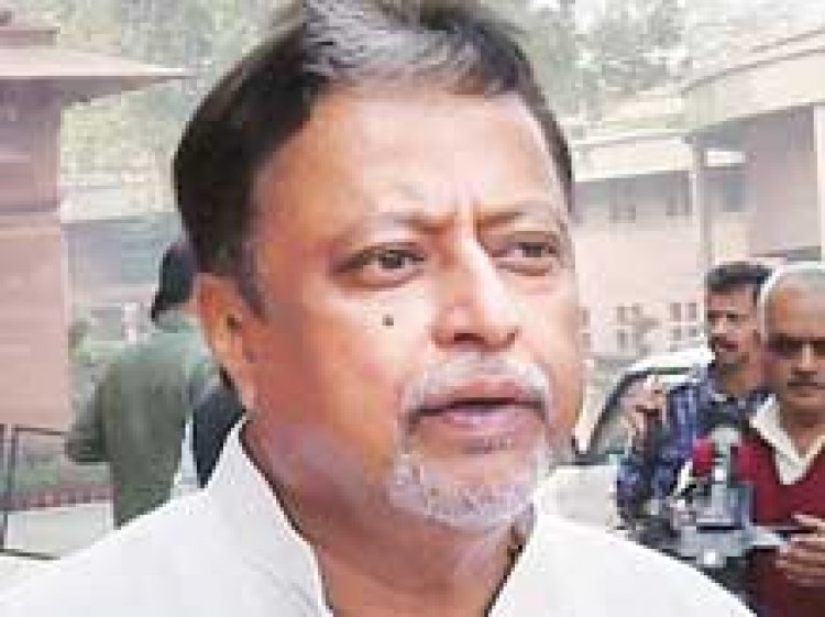 Bengal speaker to decide on plea seeking disqualification of Mukul Roy: SC