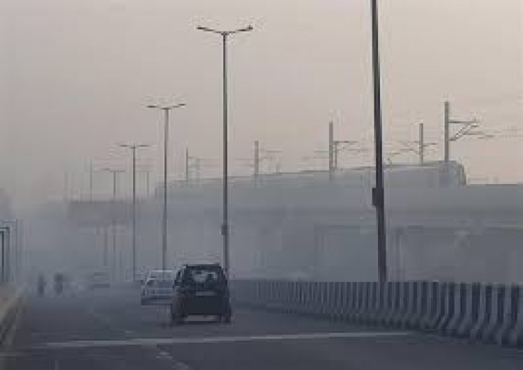 Very poor air quality in Delhi as winds slow down