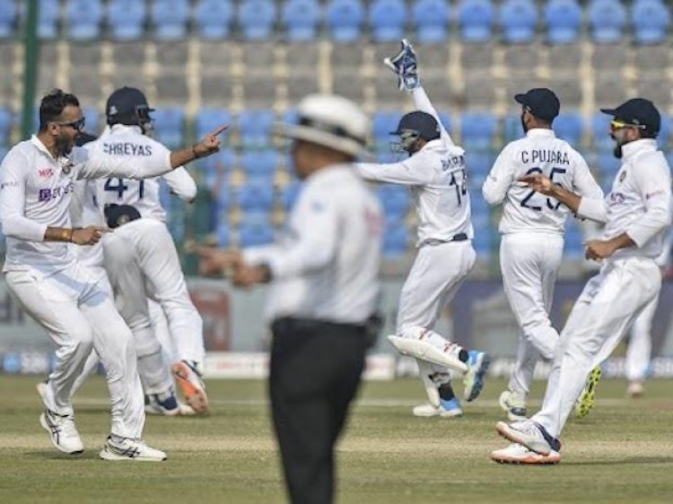 Day 3: Axar takes three as India peg back New Zealand to 249 for 6 at tea