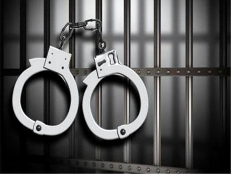 5 held for robbery in Delhi; Rs 16.8L recovered